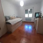 Chalet Con Amplios Espacios, Piscina Y Garaje
